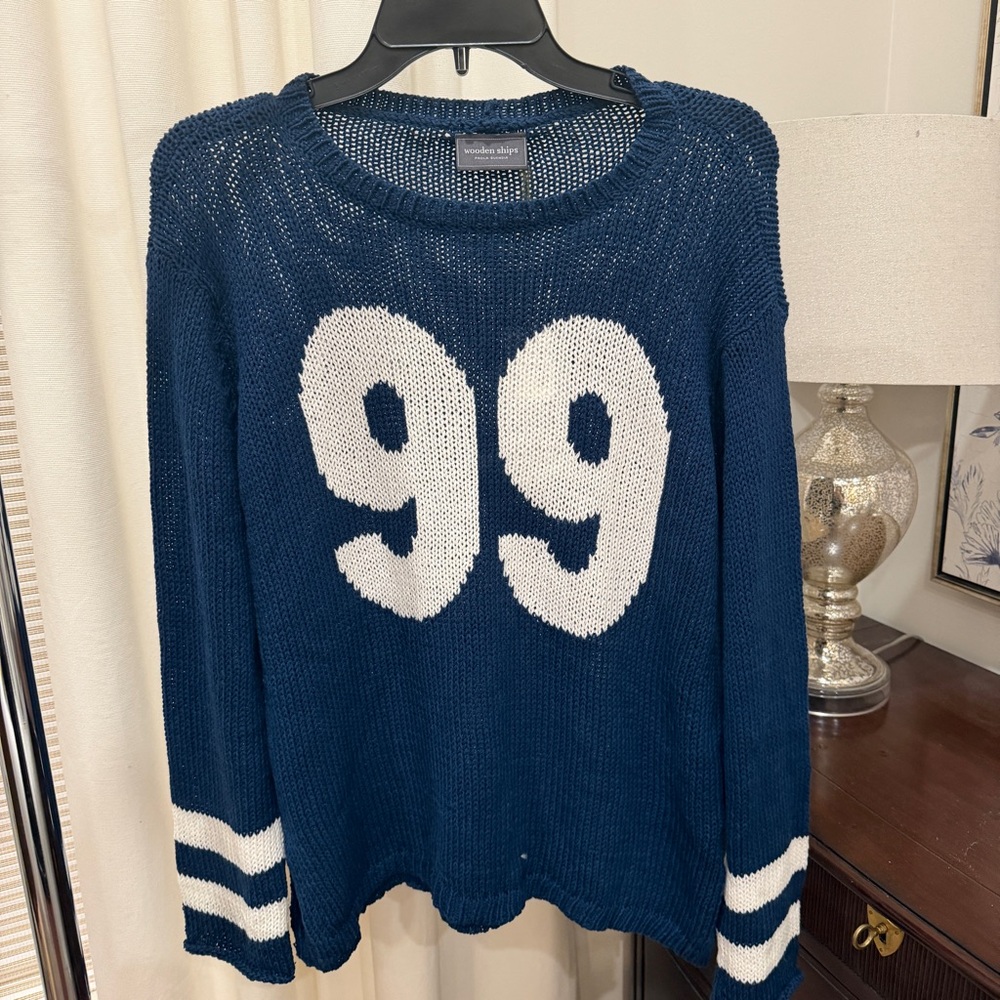 Wooden Ships 99 Knit Sweater with White Accent. M/L. NWT